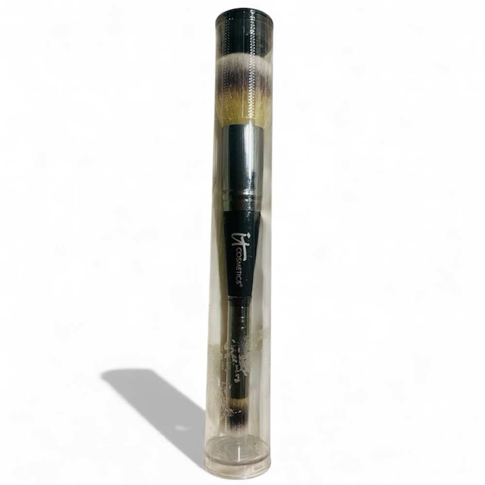 New IT Cosmetics Heavenly Luxe Dual Airbrush Concealer and Foundation Brush